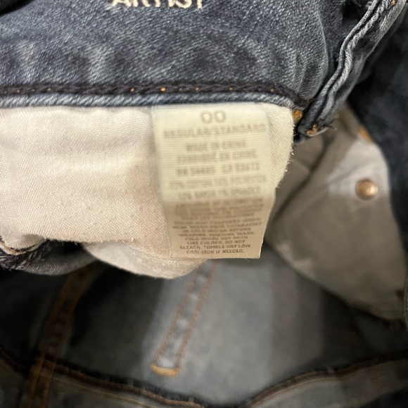 American Eagle Low Rise Artist Jeans - Picture 6 of 6